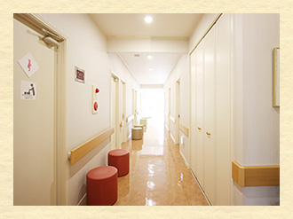 診察室前廊下
